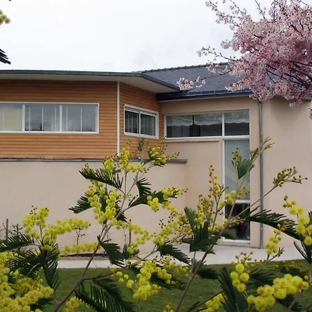 住宿加早餐酒店 Les Deux Chenes *