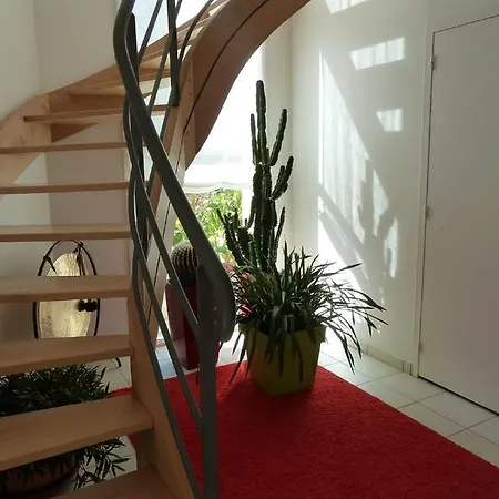 Les Deux Chenes 爱尔德河畔拉夏贝尔