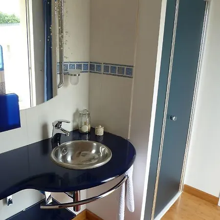 Les Deux Chenes 住宿加早餐酒店 *