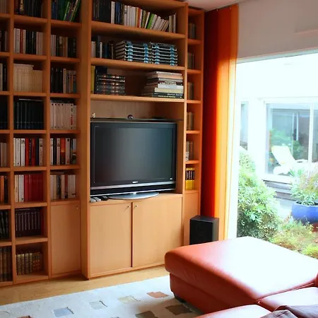 Les Deux Chenes 爱尔德河畔拉夏贝尔